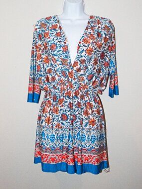 Luz Boho Floral romper Size Medium